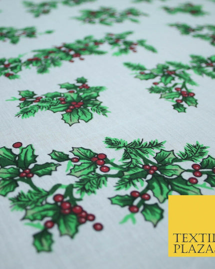 Festive Holly Berries Wreath Christmas Printed Poly Cotton Fabric Polycotton 45"