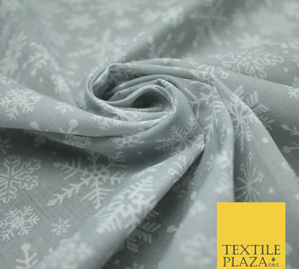 Festive White Snowflakes Christmas Printed Poly Cotton Fabric Polycotton 45"