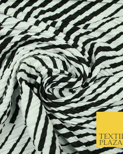 Black White Abstract Zebra Wacky Lines Printed Pleated Plisse Dress Fabric 5443