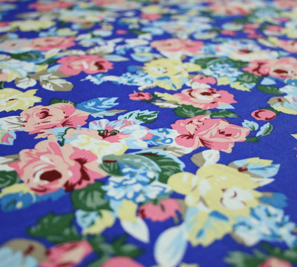 Rose Floral Bunch Printed 100% Cotton Poplin Summer Dress Fabric Material 59"