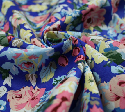 Rose Floral Bunch Printed 100% Cotton Poplin Summer Dress Fabric Material 59"