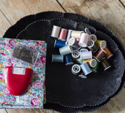 KORBOND 30 Pieces Colour Sewing Thread Set with Case 100% Spun Polyester 110780